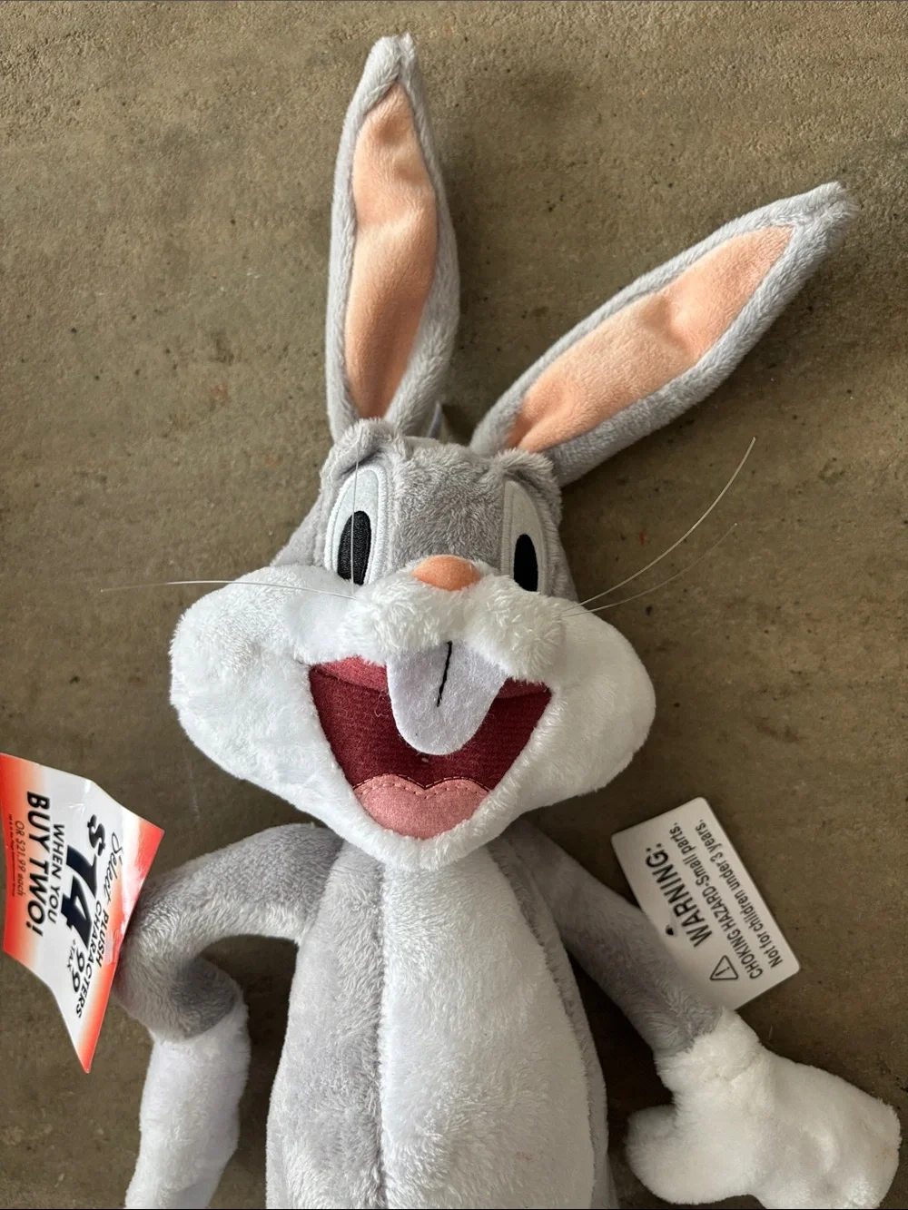 Six Flags Magic Mountain Looney Tunes Large Bugs Bunny Plush New with tag
